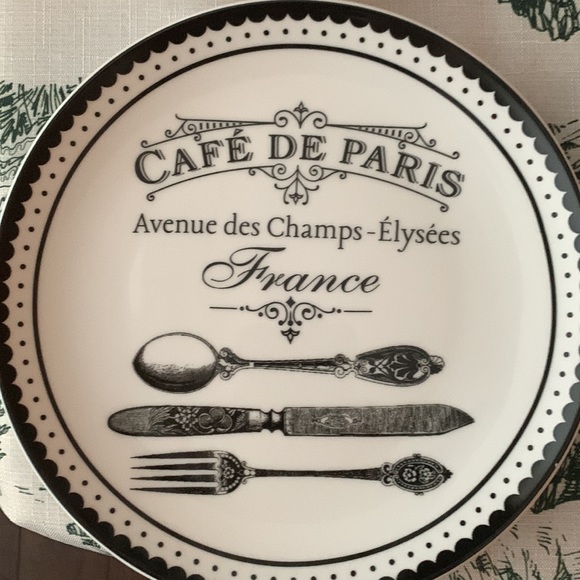 Urban Barn Plates - Picture 2 of 3